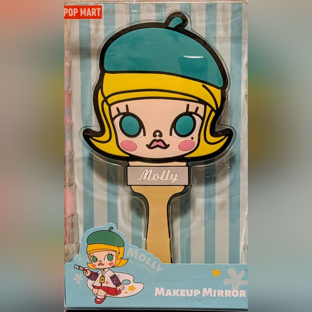 PopMart: Molly Makeup Mirror - New/Sealed